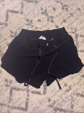 H&M Black Scalloped Drawstring Athletic Shorts